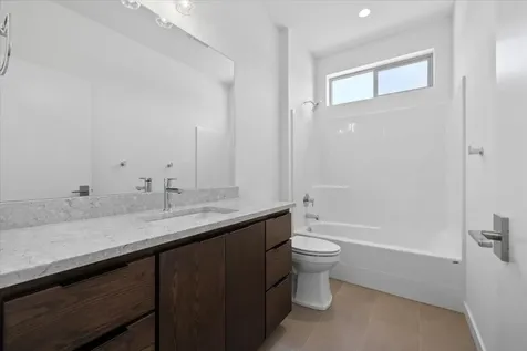 1283 Hagen Way Ashland OR 97520