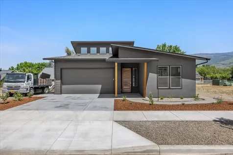 1283 Hagen Way Ashland OR 97520