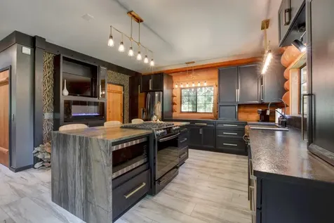 1300 W Evans Creek Road Rogue River OR 97537