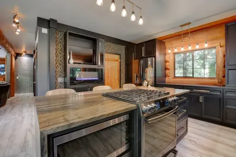 1300 W Evans Creek Road Rogue River OR 97537