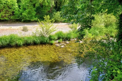 1300 W Evans Creek Road Rogue River OR 97537
