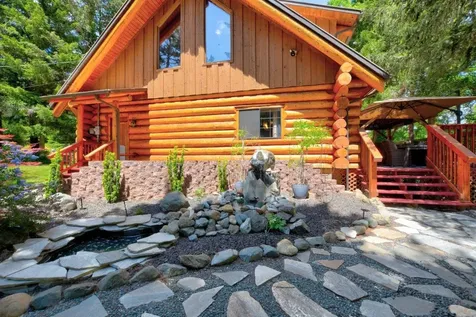 1300 W Evans Creek Road Rogue River OR 97537