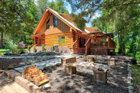 1300 W Evans Creek Road Rogue River OR 97537