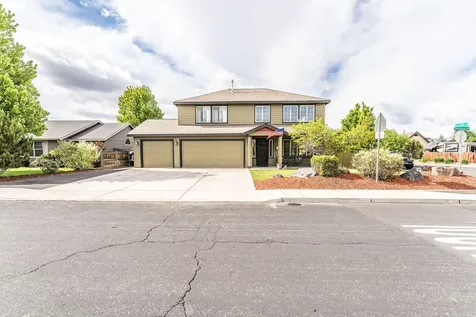 1270 NW Spruce Avenue Redmond OR 97756