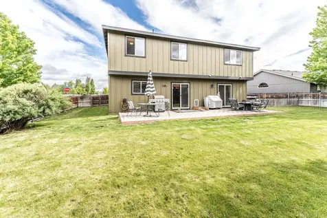 1270 NW Spruce Avenue Redmond OR 97756