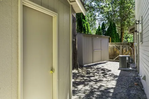 1028 SE Banewood Court Bend OR 97702