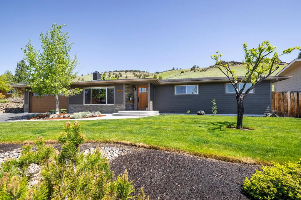 1235 Hilton Drive Klamath Falls OR 97603