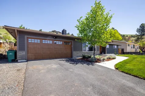 1235 Hilton Drive Klamath Falls OR 97603