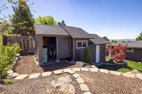 1235 Hilton Drive Klamath Falls OR 97603