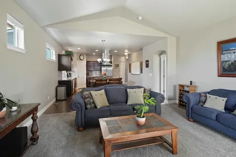 21191 SE Kayla Court Bend OR 97702