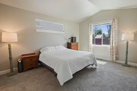 21191 SE Kayla Court Bend OR 97702
