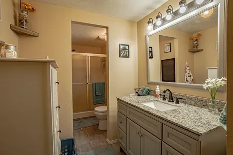 444 E Dutton Road Eagle Point OR 97524