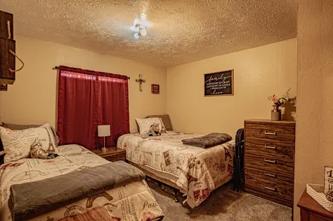 444 E Dutton Road Eagle Point OR 97524
