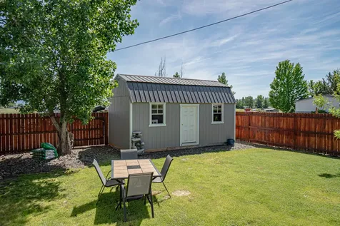 444 E Dutton Road Eagle Point OR 97524