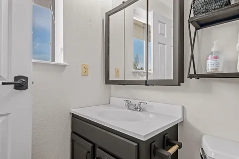 66549 Ponderosa Loop Bend OR 97703