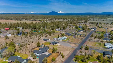 66549 Ponderosa Loop Bend OR 97703