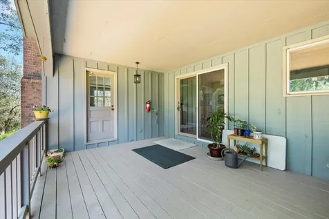 310 El Camino Way Grants Pass OR 97526