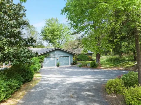 310 El Camino Way Grants Pass OR 97526