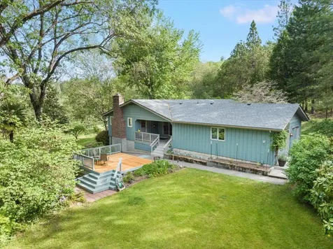 310 El Camino Way Grants Pass OR 97526