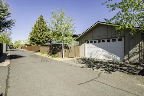 20627 Jayhawk Lane Bend OR 97702