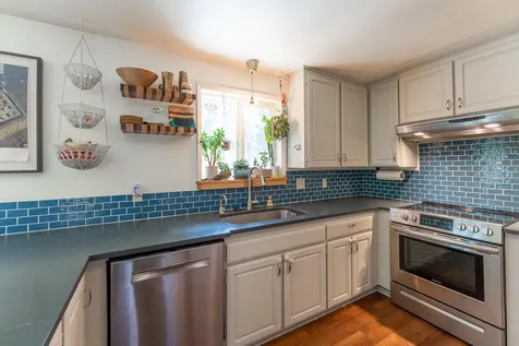 1231 NE Viking Avenue Bend OR 97701