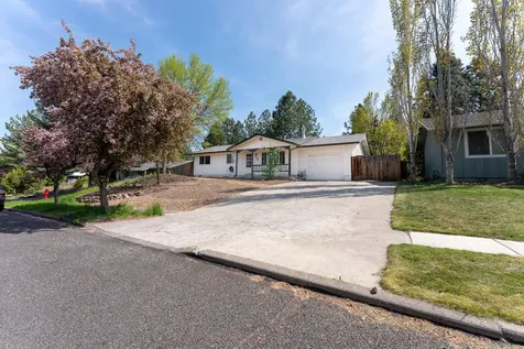 1231 NE Viking Avenue Bend OR 97701