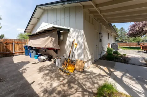 1231 NE Viking Avenue Bend OR 97701