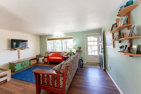 1231 NE Viking Avenue Bend OR 97701