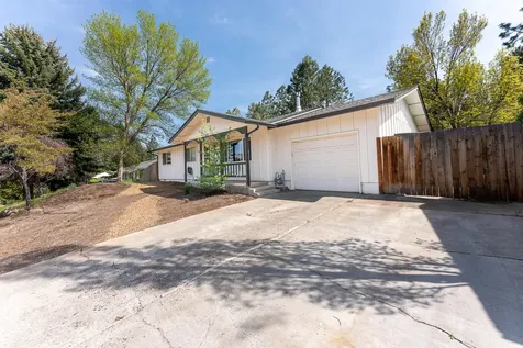 1231 NE Viking Avenue Bend OR 97701