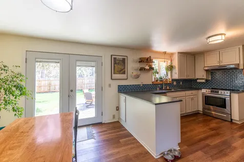 1231 NE Viking Avenue Bend OR 97701