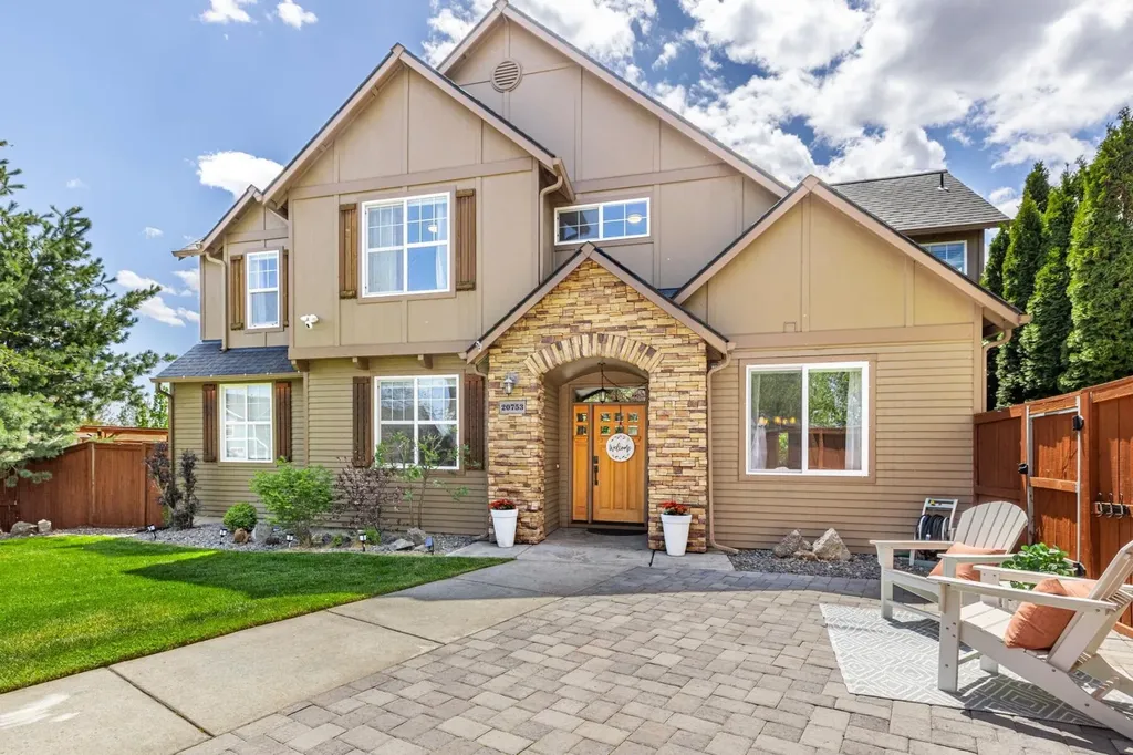 20753 Kilbourne Loop Bend OR 97701