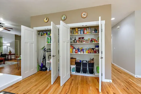 1229 Quail Hollow Drive Medford OR 97504