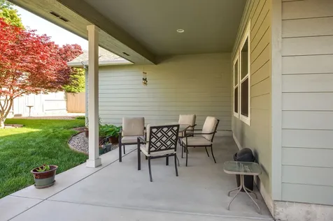 1229 Quail Hollow Drive Medford OR 97504