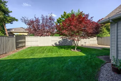 1229 Quail Hollow Drive Medford OR 97504