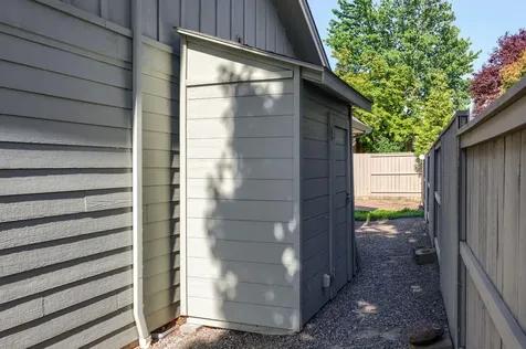 1229 Quail Hollow Drive Medford OR 97504