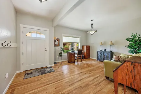 1229 Quail Hollow Drive Medford OR 97504