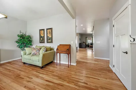 1229 Quail Hollow Drive Medford OR 97504
