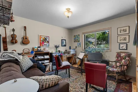 2880 NE Lotno Drive Bend OR 97701