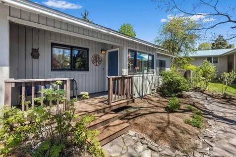 2880 NE Lotno Drive Bend OR 97701