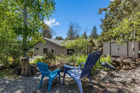 2880 NE Lotno Drive Bend OR 97701