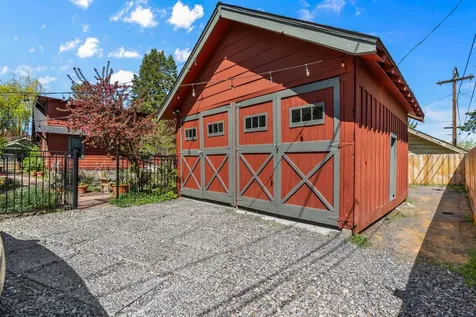 315 NW Hunter Place Bend OR 97703