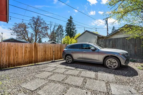 315 NW Hunter Place Bend OR 97703
