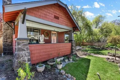 315 NW Hunter Place Bend OR 97703