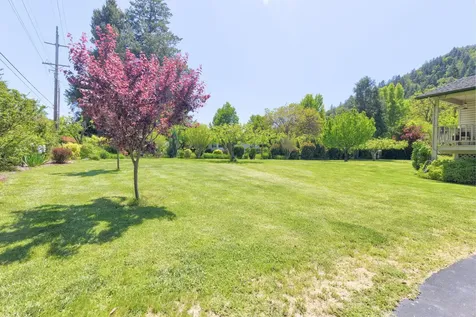 4415 Rogue River Highway Gold Hill OR 97525