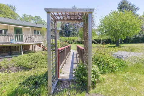 4415 Rogue River Highway Gold Hill OR 97525