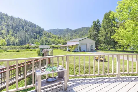 4415 Rogue River Highway Gold Hill OR 97525