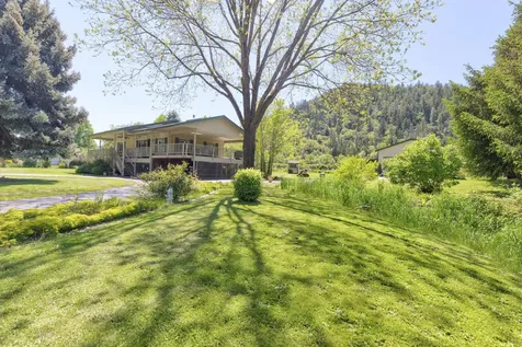 4415 Rogue River Highway Gold Hill OR 97525