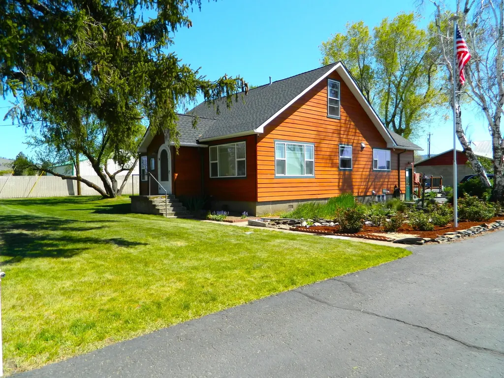 5033 Highway 39 Klamath Falls OR 97603