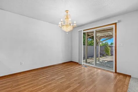 1313 Andrew Drive Medford OR 97501