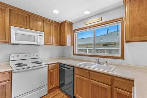 1313 Andrew Drive Medford OR 97501
